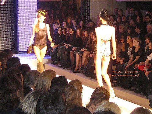 Defile etam lingerie 2010 6