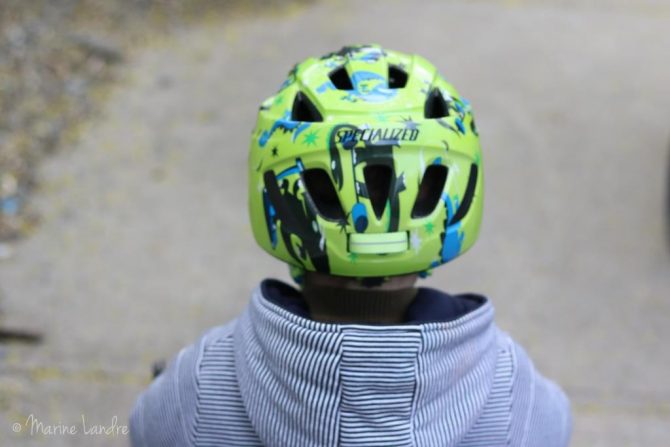 Depuis le 22 mars 2017, le port du casque à vélo est obligatoire pour les enfants (conducteurs ou passagers) de moins de 12 ans.